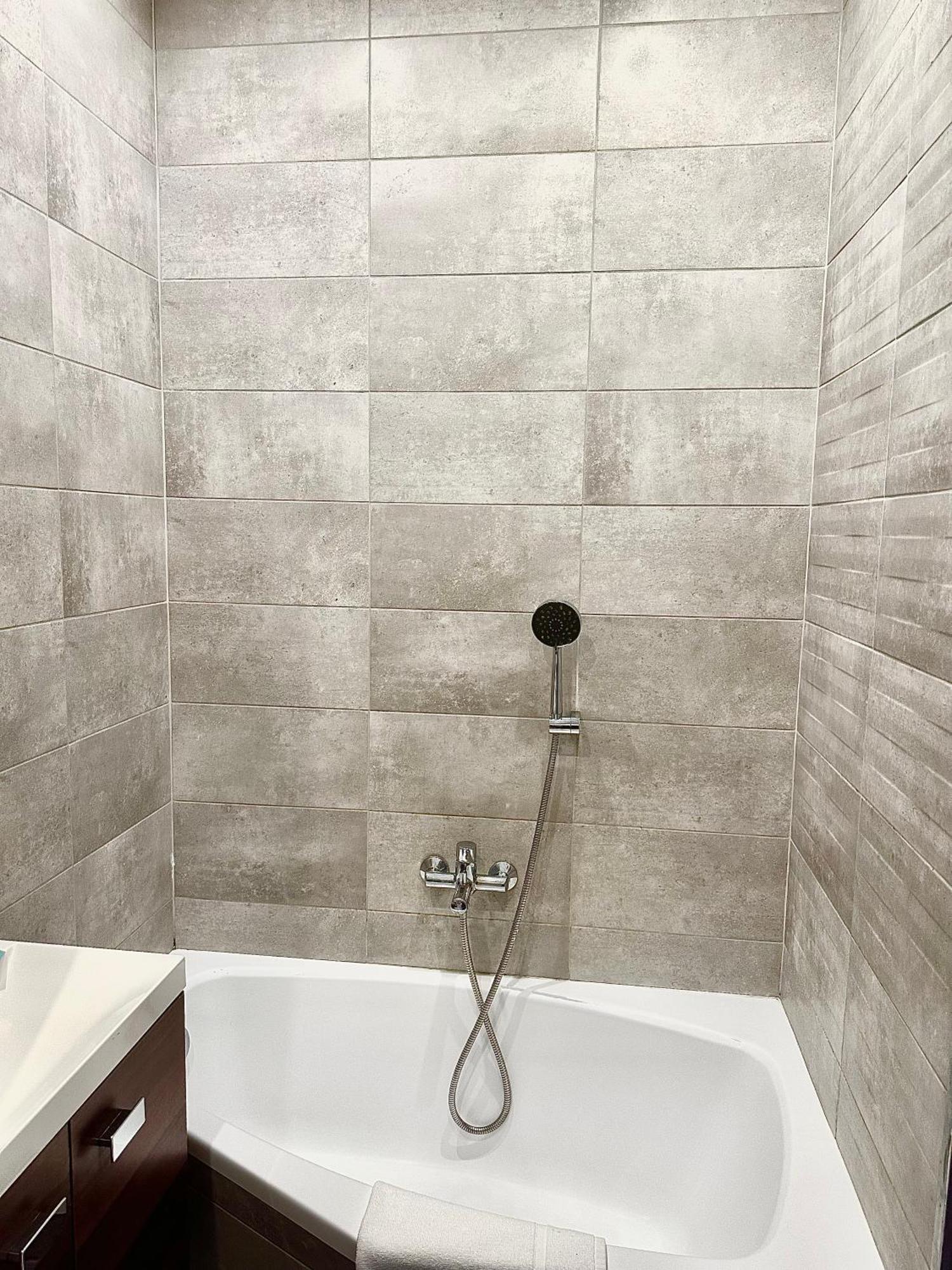 Apartament Blisko Centrum Apartment Varşovia Exterior foto