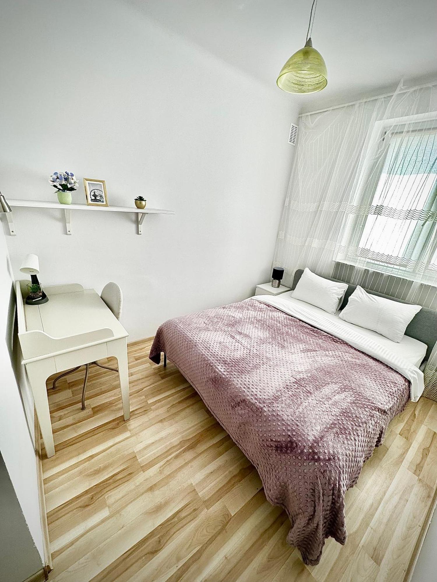 Apartament Blisko Centrum Apartment Varşovia Exterior foto